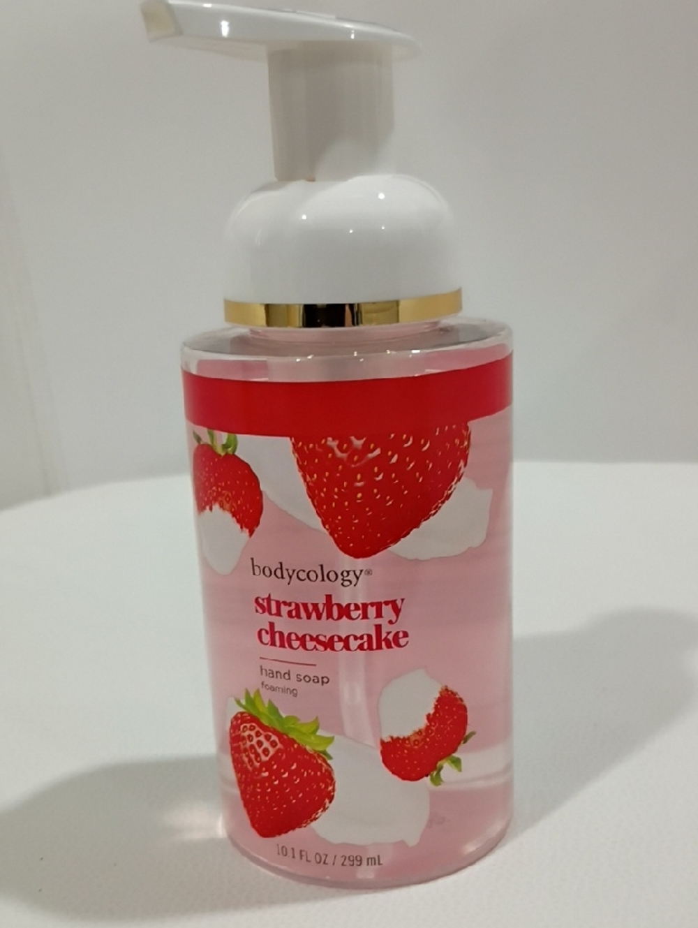 Bodycology Strawberry Cheesecake Foaming Hand Soap - Pink